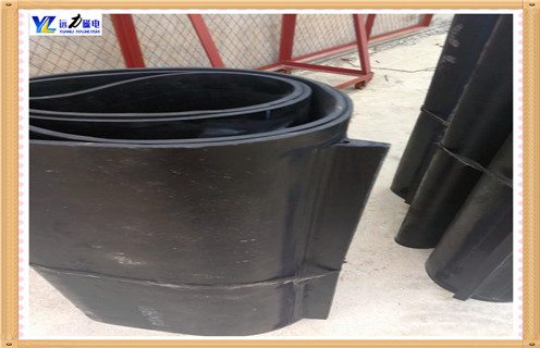 皮帶電磁除鐵器，河北皮帶電磁除鐵器規(guī)格怎么調(diào)節(jié)_河北皮帶電磁除鐵器規(guī)格跑偏原因及如何調(diào)_刮板價(jià)格