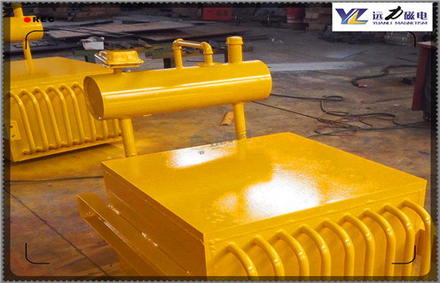 自卸式電磁除鐵器，定州RCDD-10超強自卸式電磁除鐵器安裝工作視頻_國家標準_干式輕型定州RCDD-10超強自卸式電磁除鐵器型號  