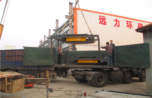 永磁滾筒除鐵器，內(nèi)蒙古永磁滾筒除鐵器知識(shí)參數(shù)_內(nèi)部磁塊安裝方法_內(nèi)蒙古永磁滾筒除鐵器型號(hào)價(jià)格