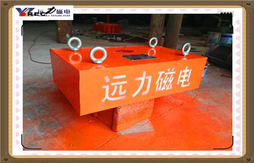 永磁除鐵器，遼寧rcyd懸掛式永磁除鐵器知識(shí)參數(shù)_內(nèi)部磁塊安裝方法_遼寧rcyd懸掛式永磁除鐵器型號(hào)價(jià)格