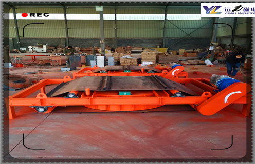 電磁自卸式除鐵器，河南電磁自卸式除鐵器用什么電機(jī)國(guó)家標(biāo)準(zhǔn)_河南RCDD-12自卸式電磁除鐵器廠家配件_型號(hào)及工作視頻 