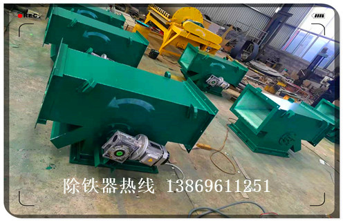 永磁管道除鐵器，永磁管道除鐵器rcyg_遠(yuǎn)力永磁管道除鐵器rcyg12000高斯 可定制工作原理_安裝示意圖