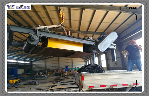 帶式永磁除鐵器，四川自卸帶式永磁除鐵器_帶式強磁四川自卸帶式永磁除鐵器工作原理構(gòu)造選型_廠家