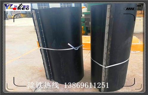 皮帶式自卸永磁除鐵器，廣東皮帶式自卸永磁除鐵器_廣東皮帶式自卸永磁除鐵器皮帶原因及如何調(diào)_刮板價格 