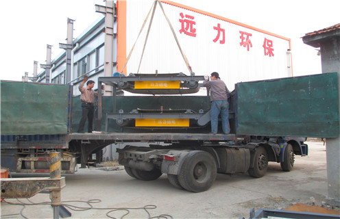 永磁除鐵器，云南超強永磁除鐵器報價知識參數(shù)_內(nèi)部磁塊安裝方法_云南超強永磁除鐵器報價型號價格
