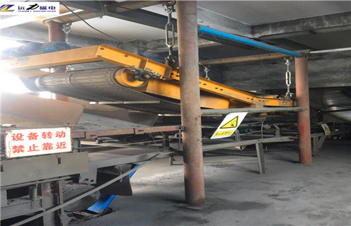 沒冷電磁自卸式除鐵器，山東油冷電磁自卸式除鐵器廠家_山東油冷電磁自卸式除鐵器廠家加多少號油_選型