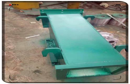 不銹鋼管道除鐵器，內(nèi)蒙古不銹鋼管道除鐵器_遠(yuǎn)力內(nèi)蒙古不銹鋼管道除鐵器應(yīng)用安裝示意圖型12000高斯_可定制工作原理