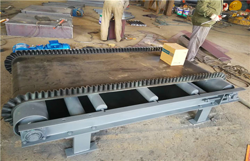 電磁油冷除鐵器，遼寧電磁油冷除鐵器_工作原理_遼寧電磁油冷除鐵器使用特點(diǎn)_選型_價(jià)格 