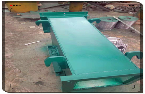 管道除鐵器，福建法蘭連接管道除鐵器_內(nèi)部構(gòu)造_福建法蘭連接管道除鐵器哪家好_使用方法