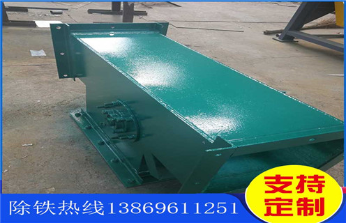 永磁管道除鐵器，云南永磁管道除鐵器型號(hào)表_云南永磁管道除鐵器型號(hào)表安裝示意圖原理內(nèi)部構(gòu)造水泥造紙廠_管道除鐵器圖片  