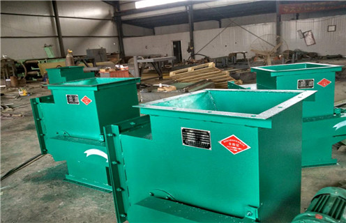 管道除鐵器，江蘇管道滾筒除鐵器哪里有賣_江蘇管道滾筒除鐵器哪里有賣如何使用原理內(nèi)部構(gòu)造水泥造紙廠_管道除鐵器圖片